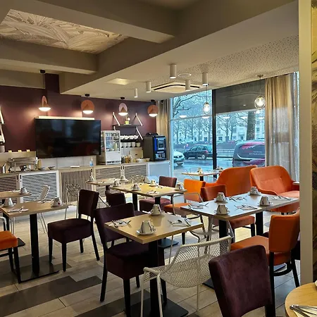 Centre Gare Апарт-отель