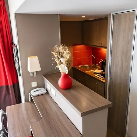 Centre Gare Apartahotel Caen