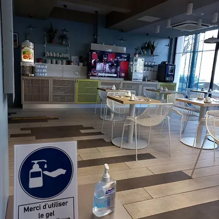 Aparthotel Centre Gare 3*