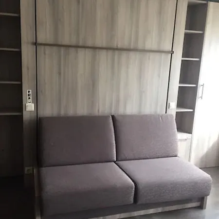 Centre Gare Апарт-отель