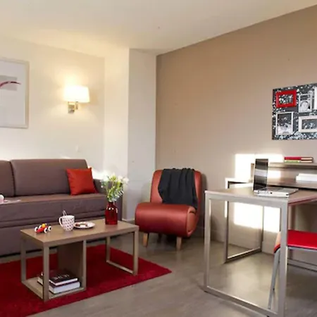 Centre Gare Aparthotel 3*