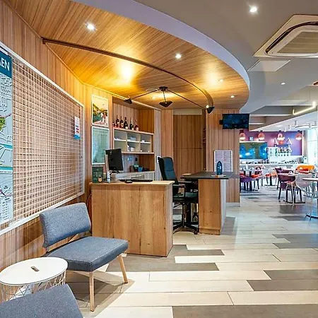 Centre Gare Aparthotel 3*