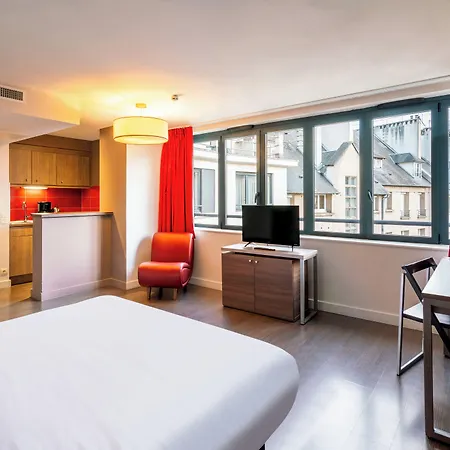 Centre Gare Aparthotel 3*