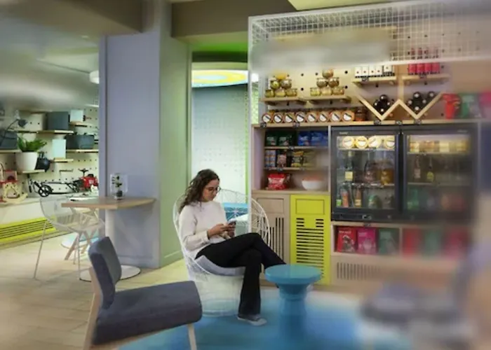 Centre Gare 3* קאין