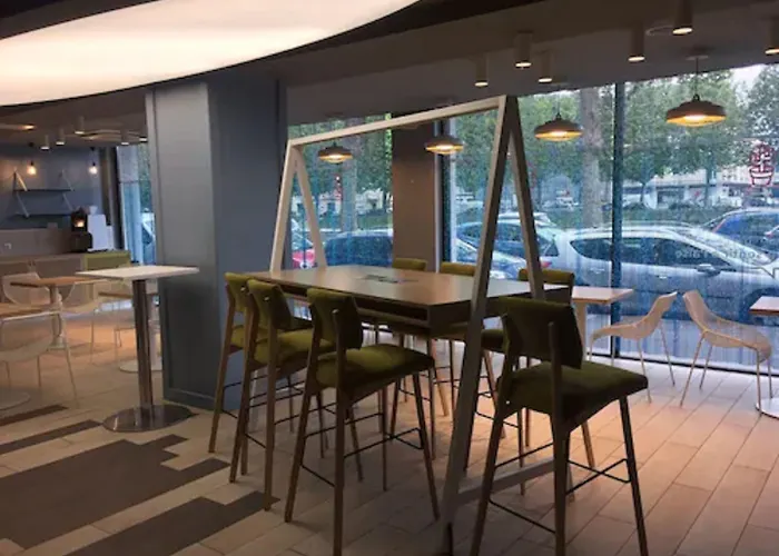 Centre Gare Apartahotel Caen