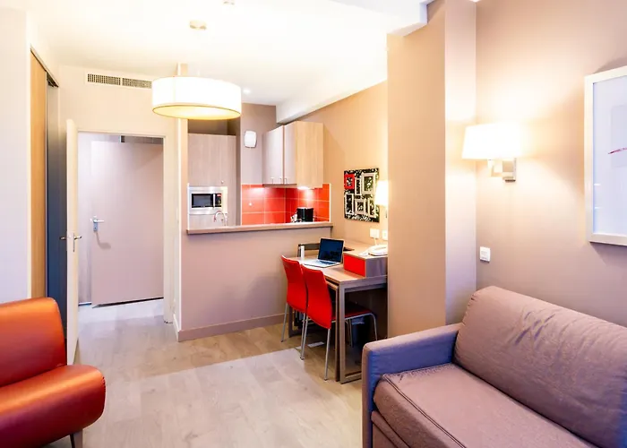 Aparthotel Centre Gare