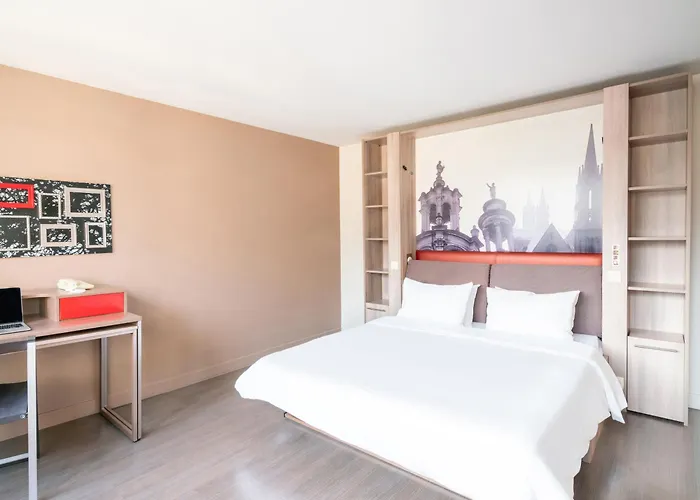 Apartahotel Centre Gare 3*